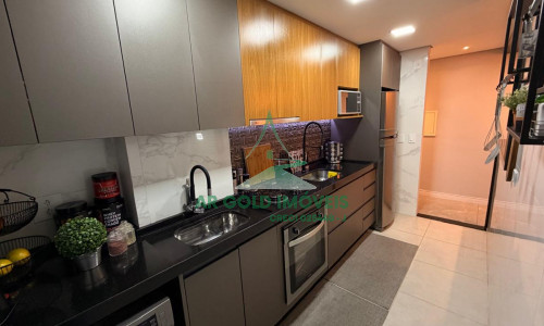 Apartamento à Venda na Vila Guilhermina | 54m² | 2 Quartos | 1 Vaga | Mobiliado | Porteira Fechada