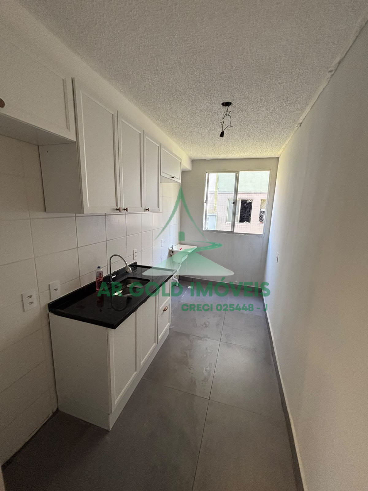 Apartamento à Venda no Parque Ipe | 45m² | 2 Dorms | Reformado | 1 Vaga | Conquista Amaralina