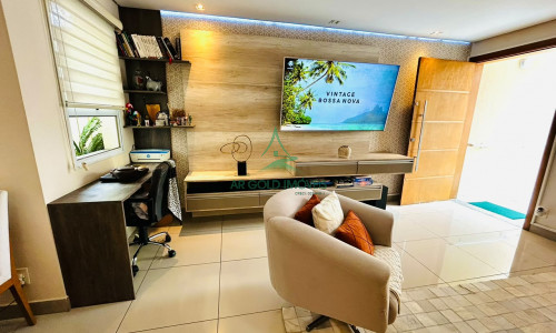 Sobrado à Venda no Tatuapé | 3 Suítes | Mobiliado | 5 Vagas | Sol da Manhã | Varanda