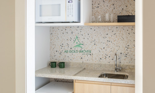 Sala Comercial para Locação em Pinheiros | 35m² | Mobiliada | Varanda | 1 Vaga | Core Health