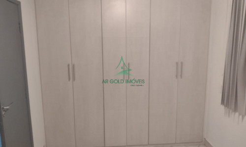 Casa à Venda no Jardim Trussardi | 220m² | 3 Quartos | 2 Suítes | Churrasqueira | 2 Vagas