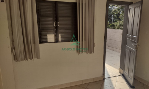 Casa à Venda no Jardim Trussardi | 220m² | 3 Quartos | 2 Suítes | Churrasqueira | 2 Vagas