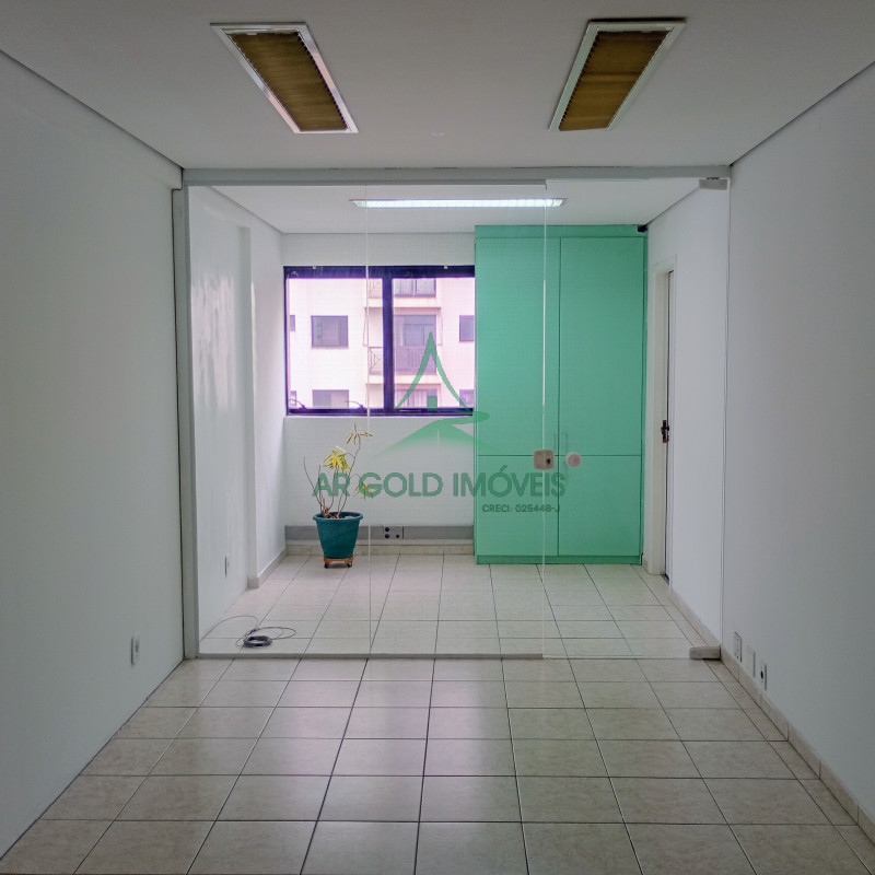Sala Comercial à Venda ou Locação em Perdizes | 28m² | 2 Banheiros | 1 Vaga