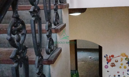Sobrado à Venda ou Locação em Alto de Pinheiros | 360m² | Piscina | 8 Vagas | Quintal