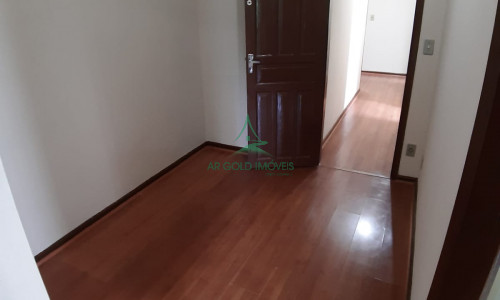 Sobrado à Venda no Jardim Bonfiglioli | 280m² | 3 Quartos | 1 Suíte | 4 Vagas | Quintal