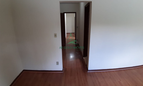 Sobrado à Venda no Jardim Bonfiglioli | 280m² | 3 Quartos | 1 Suíte | 4 Vagas | Quintal