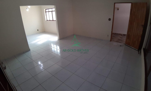 Sobrado à Venda no Jardim Bonfiglioli | 280m² | 3 Quartos | 1 Suíte | 4 Vagas | Quintal