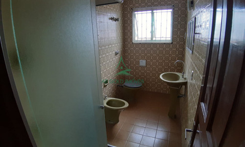Sobrado à Venda no Jardim Bonfiglioli | 280m² | 3 Quartos | 1 Suíte | 4 Vagas | Quintal