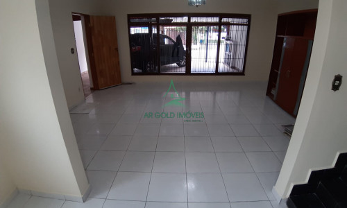 Sobrado à Venda no Jardim Bonfiglioli | 280m² | 3 Quartos | 1 Suíte | 4 Vagas | Quintal