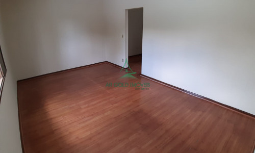 Sobrado à Venda no Jardim Bonfiglioli | 280m² | 3 Quartos | 1 Suíte | 4 Vagas | Quintal