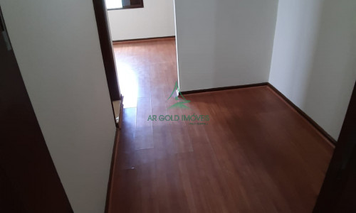 Sobrado à Venda no Jardim Bonfiglioli | 280m² | 3 Quartos | 1 Suíte | 4 Vagas | Quintal