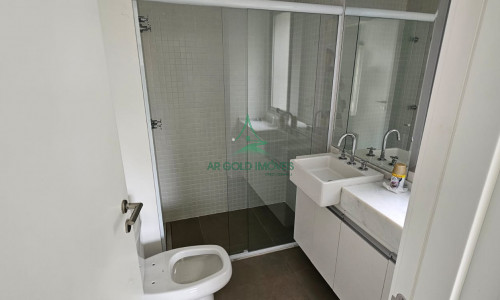 Apartamento à Venda em Pinheiros | 1 Suíte | Semi-Mobiliado | Varanda | 2 Vagas | MOOU