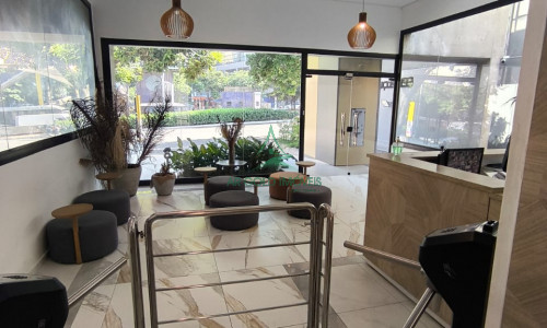Sala Comercial à Venda em Cerqueira César | 35m² | Piscina | Próx. ao Metrô | Rebouças 499