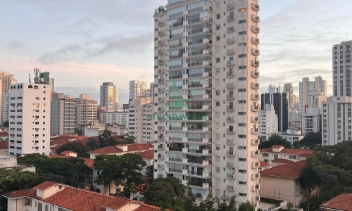Apartamento à Venda em Pinheiros | 111m² | 3 Quartos | 1 Suíte | 1 Vaga | Andar Alto