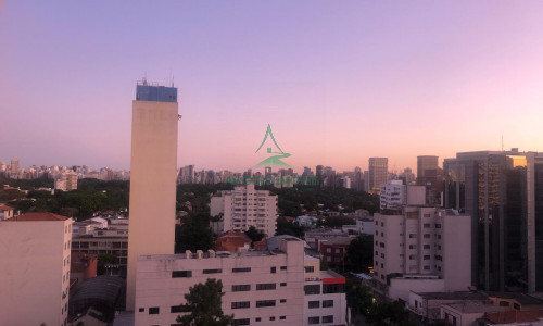 Apartamento à Venda em Pinheiros | 111m² | 3 Quartos | 1 Suíte | 1 Vaga | Andar Alto