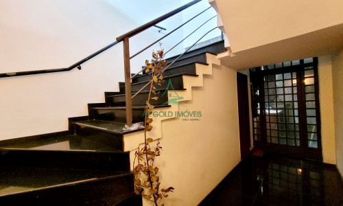 Casa para Locação em Perdizes | 430m² | 7 Quartos | 2 Suítes | 4 Vagas | Residencial ou Comercial