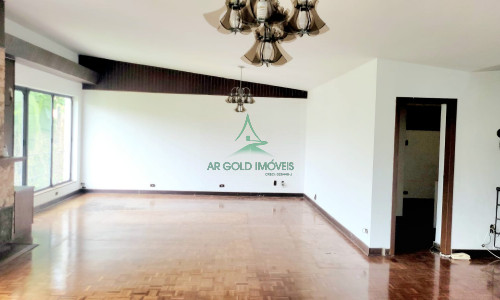 Casa para Locação em Perdizes | 430m² | 7 Quartos | 2 Suítes | 4 Vagas | Residencial ou Comercial