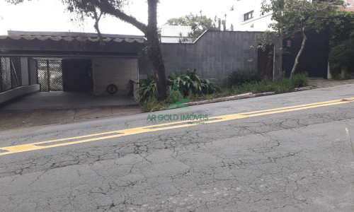 Casa para Locação em Perdizes | 430m² | 7 Quartos | 2 Suítes | 4 Vagas | Residencial ou Comercial