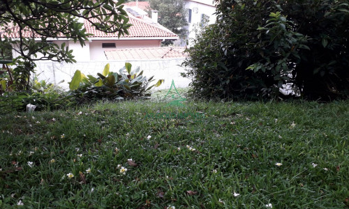 Casa para Locação em Perdizes | 430m² | 7 Quartos | 2 Suítes | 4 Vagas | Residencial ou Comercial