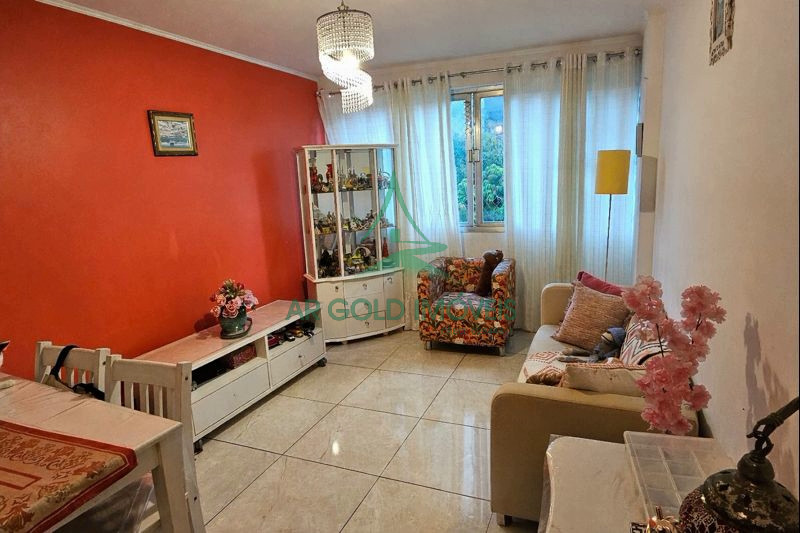 Apartamento à Venda em Pinheiros | 70m² | 2 Quartos | Reformado | 1 Vaga | Condomínio Léo