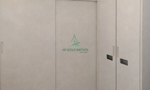 Apartamento à Venda em Pinheiros | 70m² | 2 Quartos | Reformado | 1 Vaga | Condomínio Léo