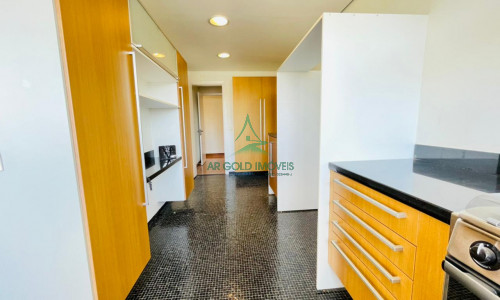Apartamento à Venda ou Locação em Perdizes | 215m² | 3 Suítes | 4 Vagas | Maison Elizabeth