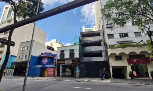 Casa Comercial para Locação na Bela Vista | 408m² | Estacionamento | Próx. Paulista