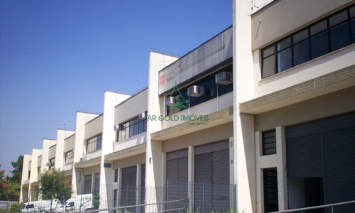 Armazém para Locação em Tamboré | 1.000m² | Doca | Entrada para Caminhão | 9m de Pé-Direito