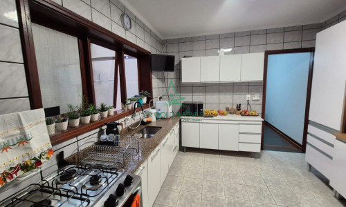 Sobrado à Venda no Butantã | 179m² | 3 Suítes | 3 Vagas | Planejados | Condomínio Fechado