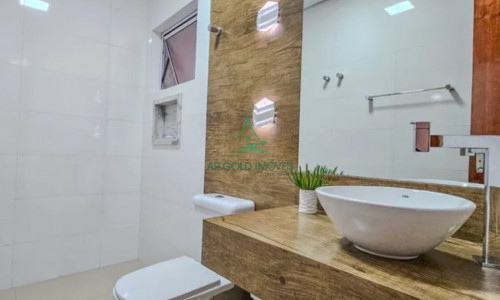 Sobrado à Venda no Butantã | 179m² | 3 Suítes | 3 Vagas | Planejados | Condomínio Fechado