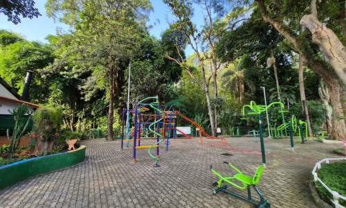 Sobrado à Venda no Butantã | 179m² | 3 Suítes | 3 Vagas | Planejados | Condomínio Fechado