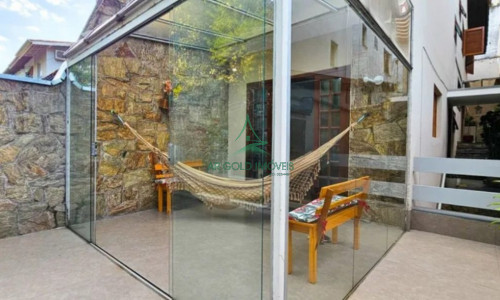 Sobrado à Venda no Butantã | 179m² | 3 Suítes | 3 Vagas | Planejados | Condomínio Fechado