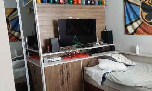 Casa à Venda na Vila Ipojuca | 3 Quartos | 2 Suítes | 5 Vagas | Área Gourmet | Rua Tranquila