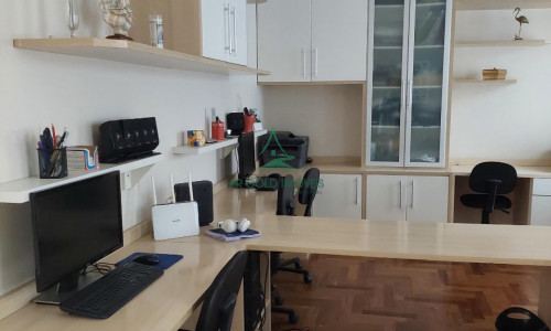 Casa à Venda na Vila Ipojuca | 3 Quartos | 2 Suítes | 5 Vagas | Área Gourmet | Rua Tranquila