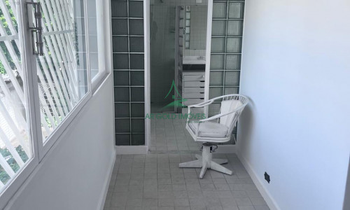 Casa para Locação na Vila Madalena | 400m² | 2 Suítes | 7 Vagas | Residencial ou Comercial