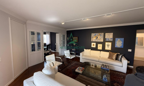 Apartamento para Locação em Cerqueira César | 224m² | Mobiliado | 2 Suítes | 3 Vagas | Villa D’Este