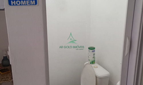 Loja Comercial para Locação na Lapa | 100m² | Esquina | 2 Vitrines | Alta Visibilidade | Alto Fluxo