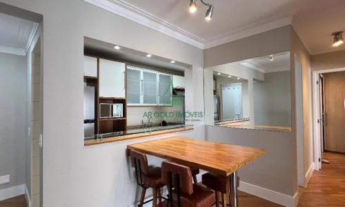 Apartamento para Locação em Pinheiros | 75m² | 2 Quartos | 1 Suíte | Mobiliado | 2 Vagas | Living