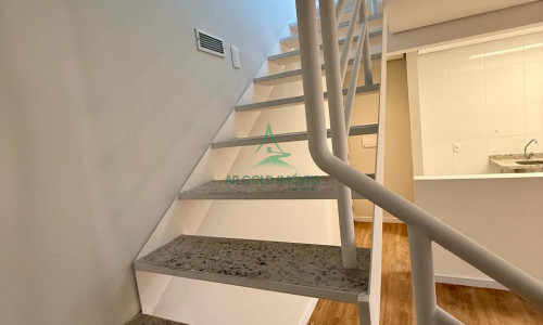 Cobertura Duplex à Venda na Vila Ipojuca | 122m² | 2 Quartos | 1 Suíte | 2 Vagas | Essencis