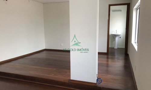Conjunto Comercial para Locação na Faria Lima | 134m² | 5 Salas | Terraço | Reformado