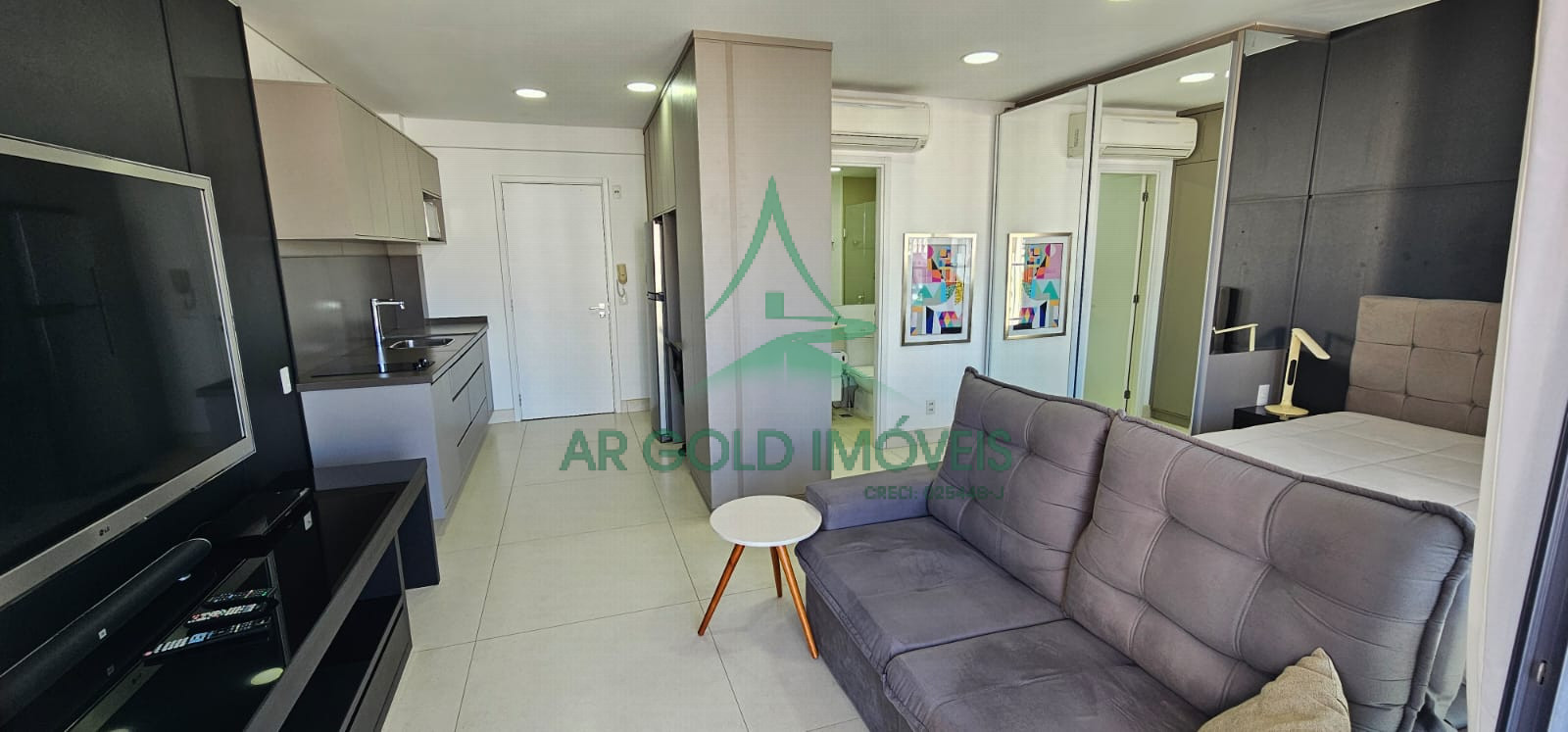 Apartamento à Venda na Vila Nova Conceição | 40m² | 1 Dormitório | Mobiliado | Varanda | 1 Vaga