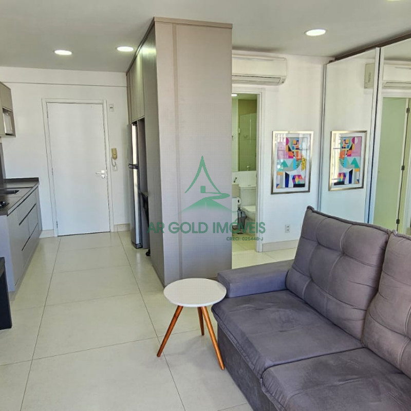 Apartamento à Venda na Vila Nova Conceição | 40m² | 1 Dormitório | Mobiliado | Varanda | 1 Vaga