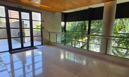 Apartamento à Venda na Vila Nova Conceição | 40m² | 1 Dormitório | Mobiliado | Varanda | 1 Vaga