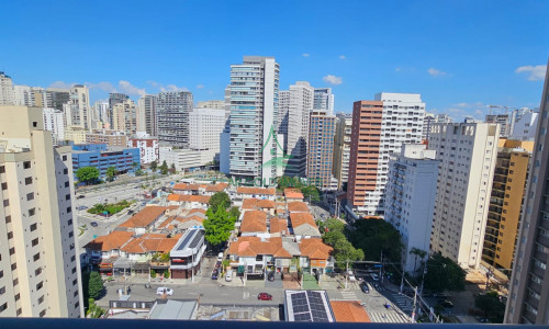 Apartamento à Venda na Vila Nova Conceição | 40m² | 1 Dormitório | Mobiliado | Varanda | 1 Vaga