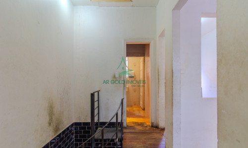 Sobrado Comercial para Locação em Perdizes | 90m² | Estrutura para Gastronomia | 2 Salões