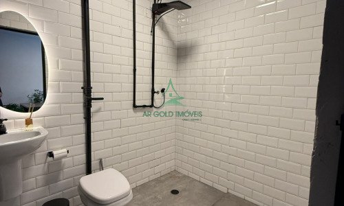 Galpão à Venda na Vila Leopoldina | 182m² | 10 Vagas | Escritório | Uso Comercial