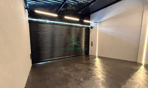 Galpão à Venda na Vila Leopoldina | 182m² | 10 Vagas | Escritório | Uso Comercial