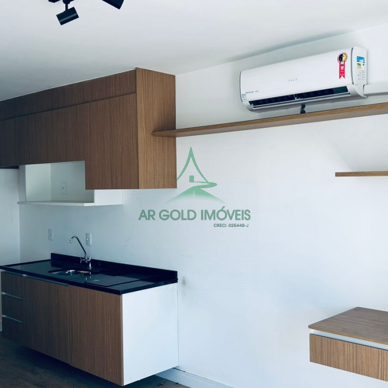 Studio à Venda em Pinheiros | 24m² | Andar Alto | Planejados | Ar-Condicionado | Do It