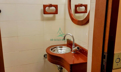 Sobrado à Venda na Lapa | 215m² | 3 Suítes | Planejados | Lareira | 6 Vagas
