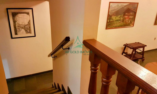 Sobrado à Venda na Lapa | 215m² | 3 Suítes | Planejados | Lareira | 6 Vagas